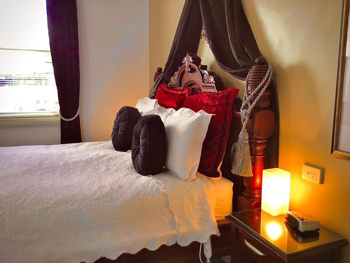 Kurrajong House Bed & Breakfast