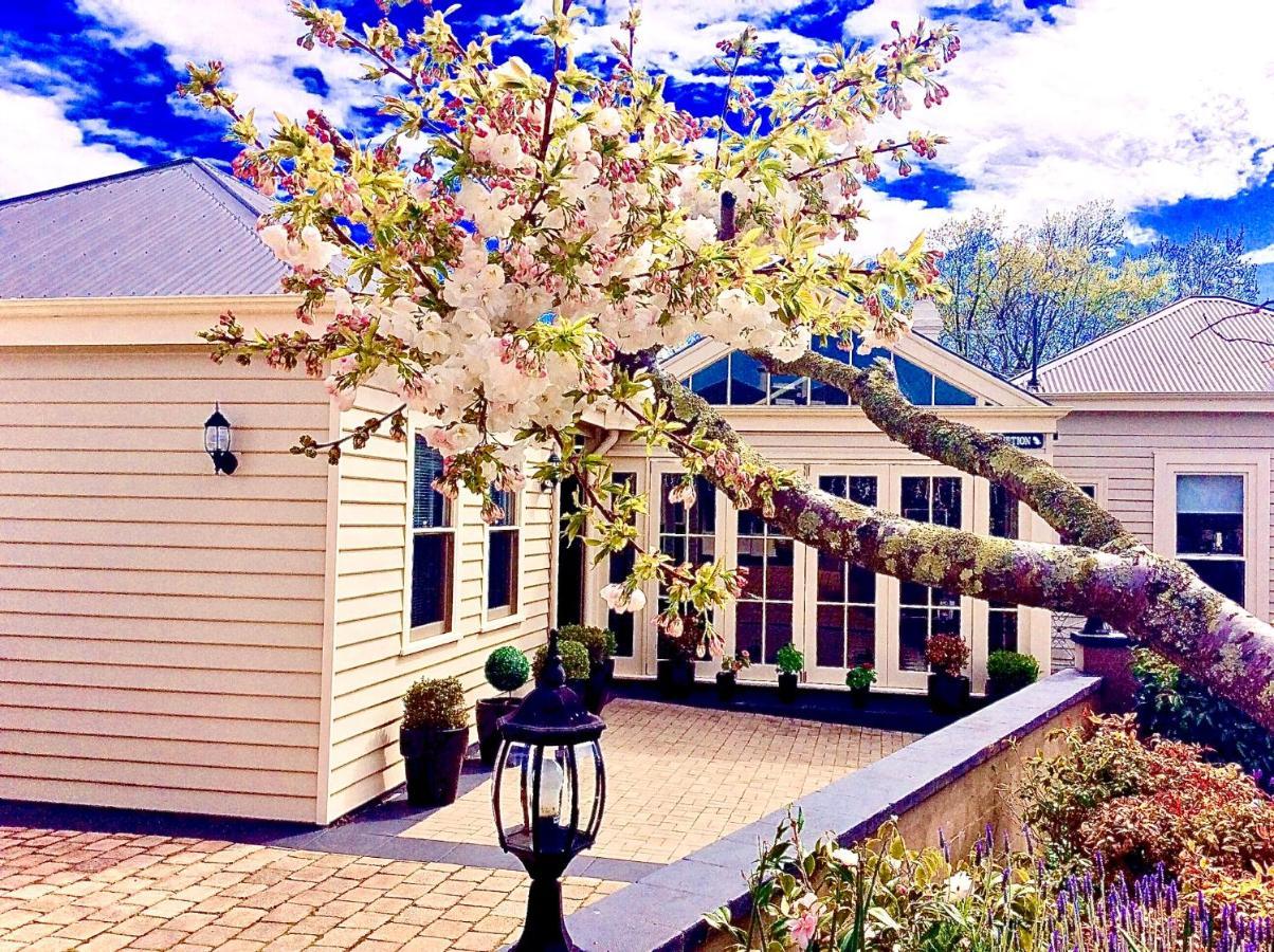 Kurrajong House 4*