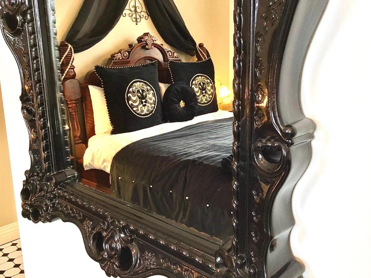 Kurrajong House 4*