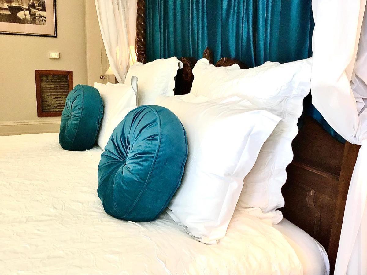 Kurrajong House 4*