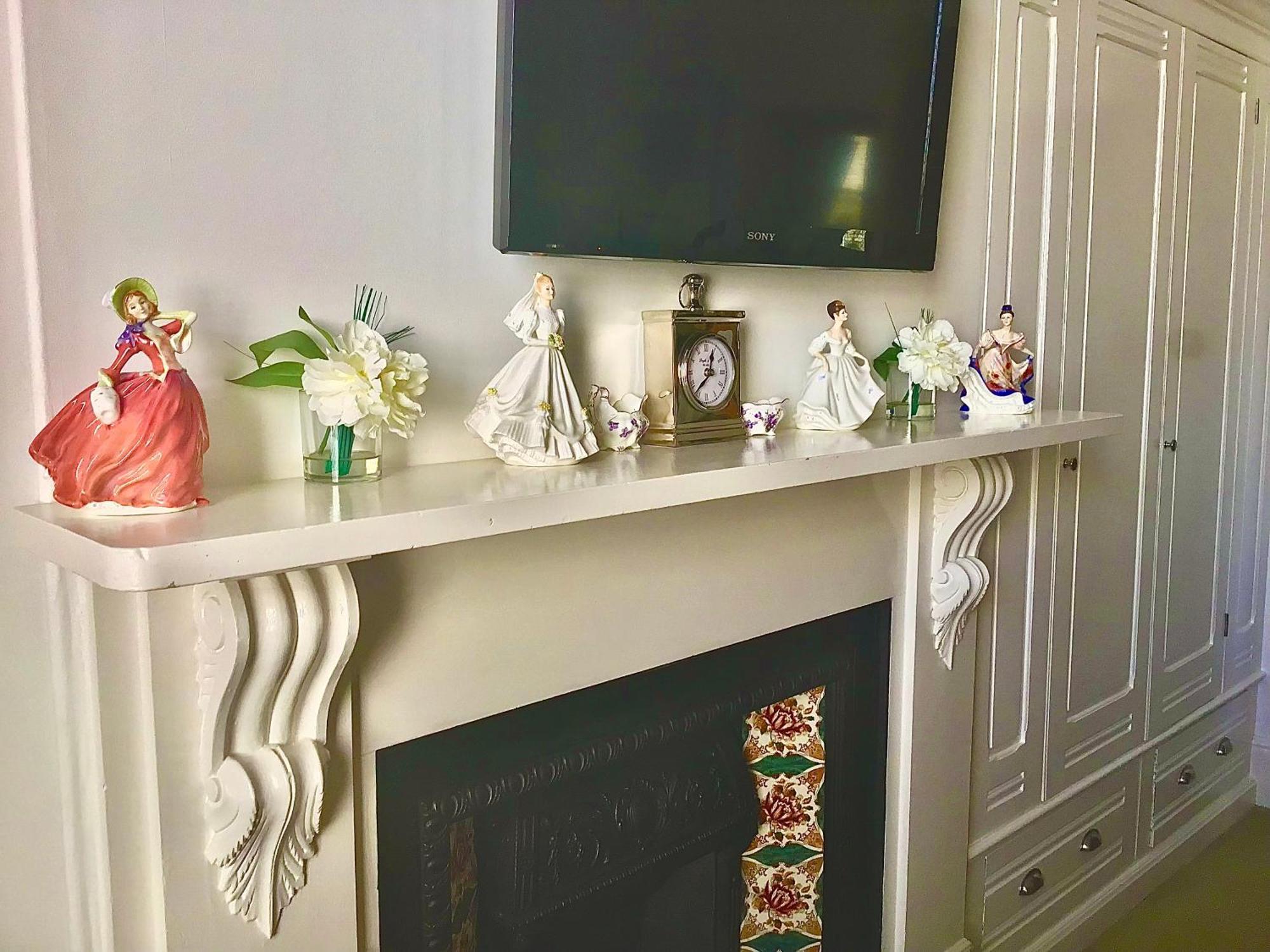 Kurrajong House Bed & Breakfast 4*