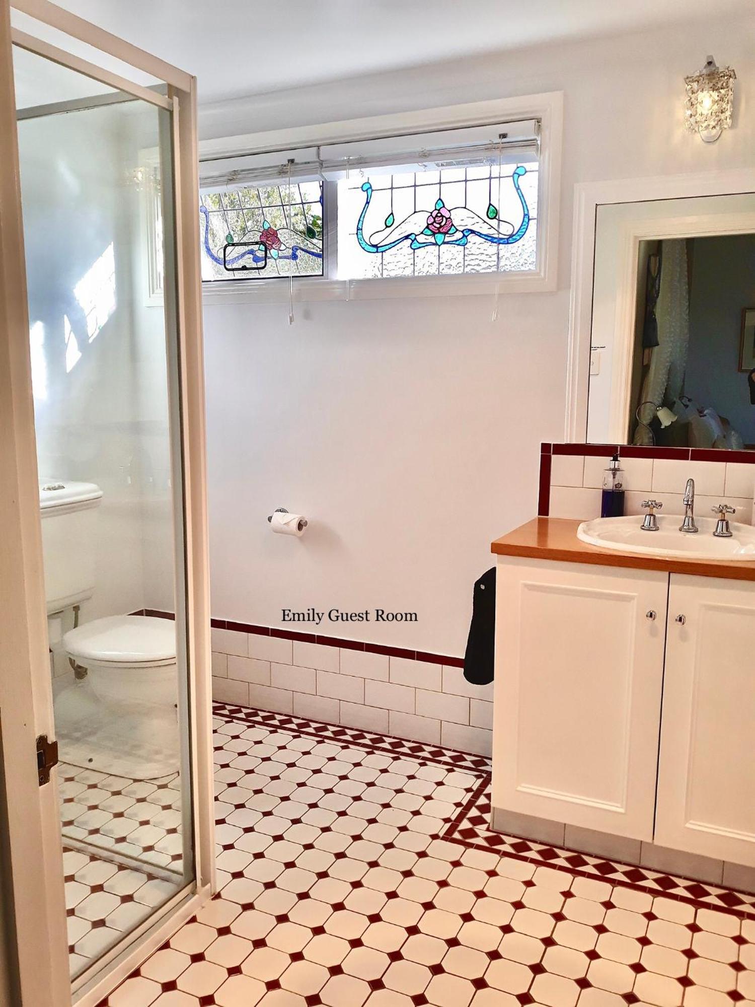 Kurrajong House Bed & Breakfast